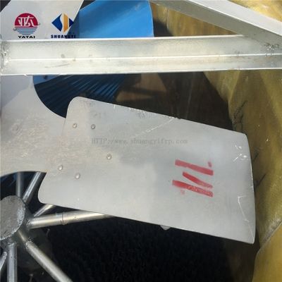 Ventilador de la torre de enfriamiento de flujo cruzado con material de PVC/PP y temperatura de 70 grados