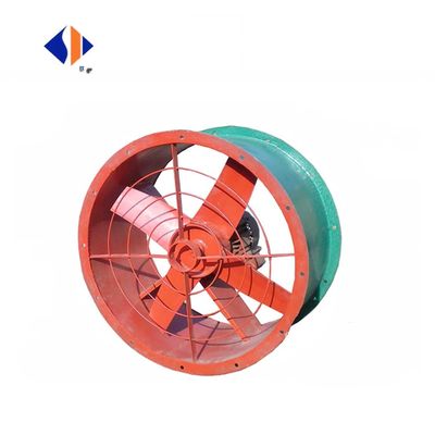 Varios tipos de ventiladores de flujo axial con palas de plástico y una altura máxima de 5 m en el punto más bajo