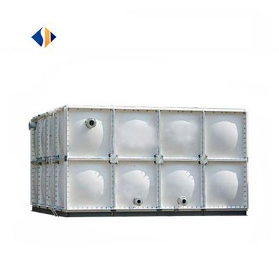 Tanque de agua GRP de gran volumen de 100 m3 con marco de acero galvanizado en caliente y escalera externa