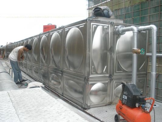Tanque de agua de acero inoxidable certificado CE 10000 litros con espesor de panel estándar